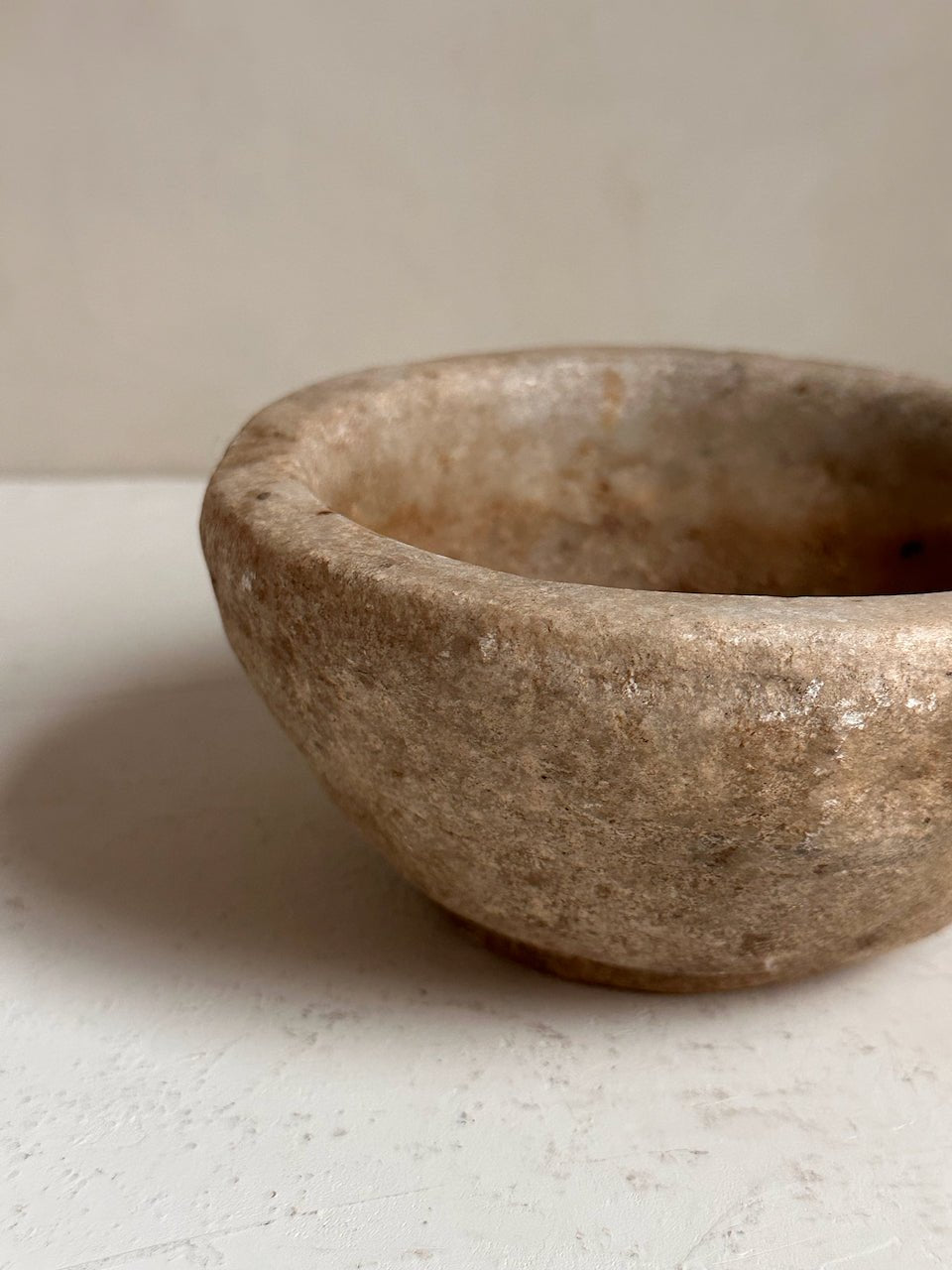 The Corner - Antique stone bowl N° 40 - Table & Kitchenware