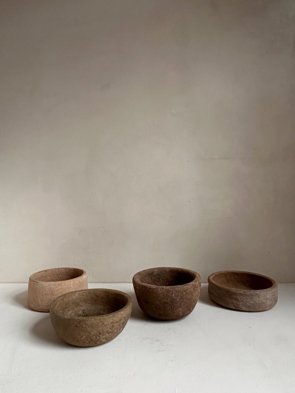 The Corner - Antique stone bowl N° 40 - Table & Kitchenware