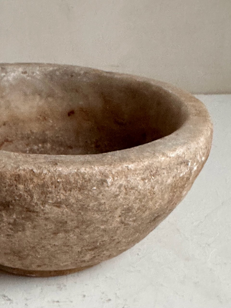 The Corner - Antique stone bowl N° 40 - Table & Kitchenware