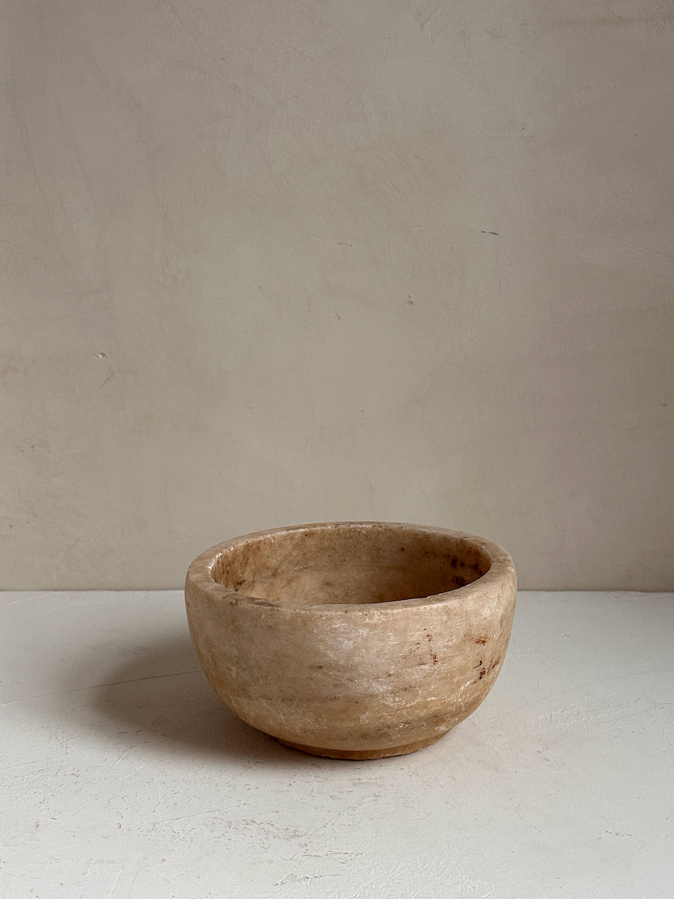 The Corner - Antique stone bowl N° 41 - Table & Kitchenware