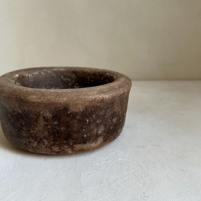 The Corner - Antique stone bowl N° 5 - Table & Kitchenware