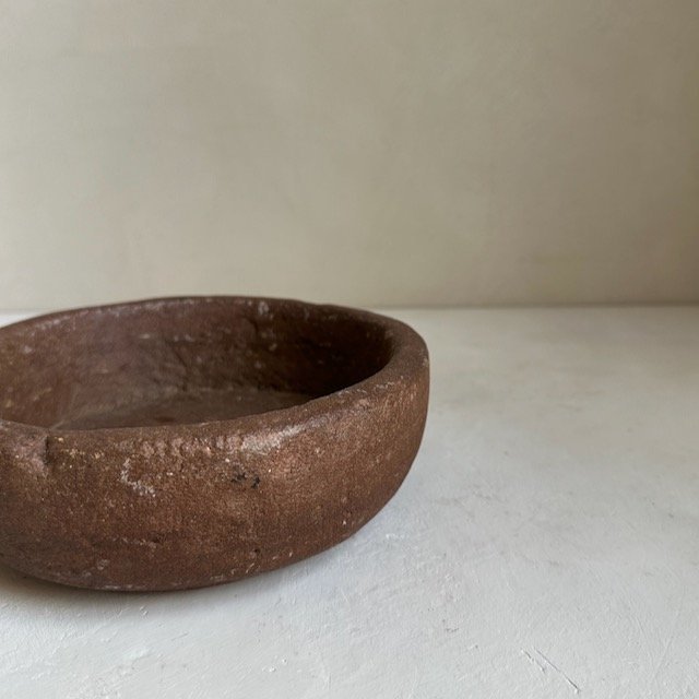 The Corner - Antique stone bowl N° 7 - Table & Kitchenware