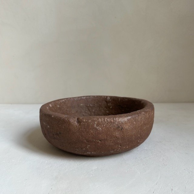 The Corner - Antique stone bowl N° 7 - Table & Kitchenware