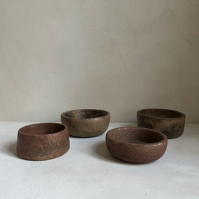 The Corner - Antique stone bowl N° 7 - Table & Kitchenware