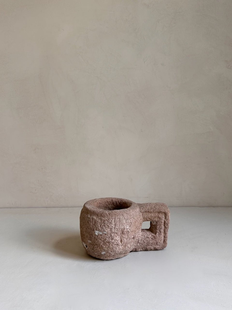 The Corner - Antique stone mortar with handle N° 19 - Table & Kitchenware