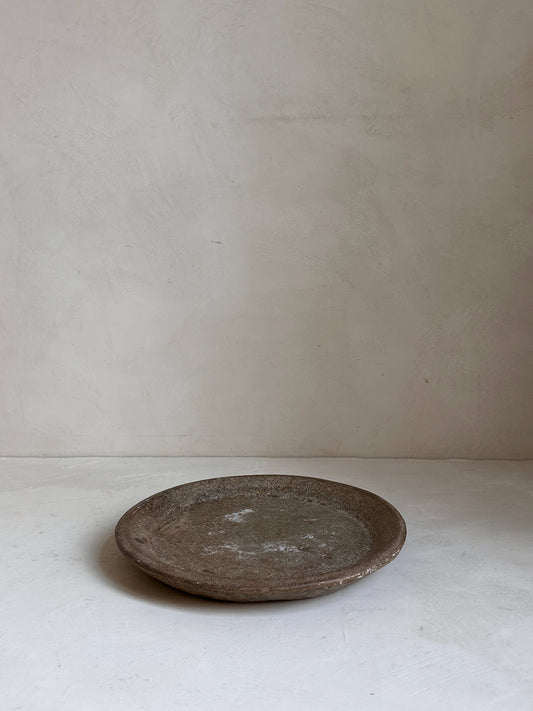 The Corner - Antique stone plate N° 29A - Table & Kitchenware