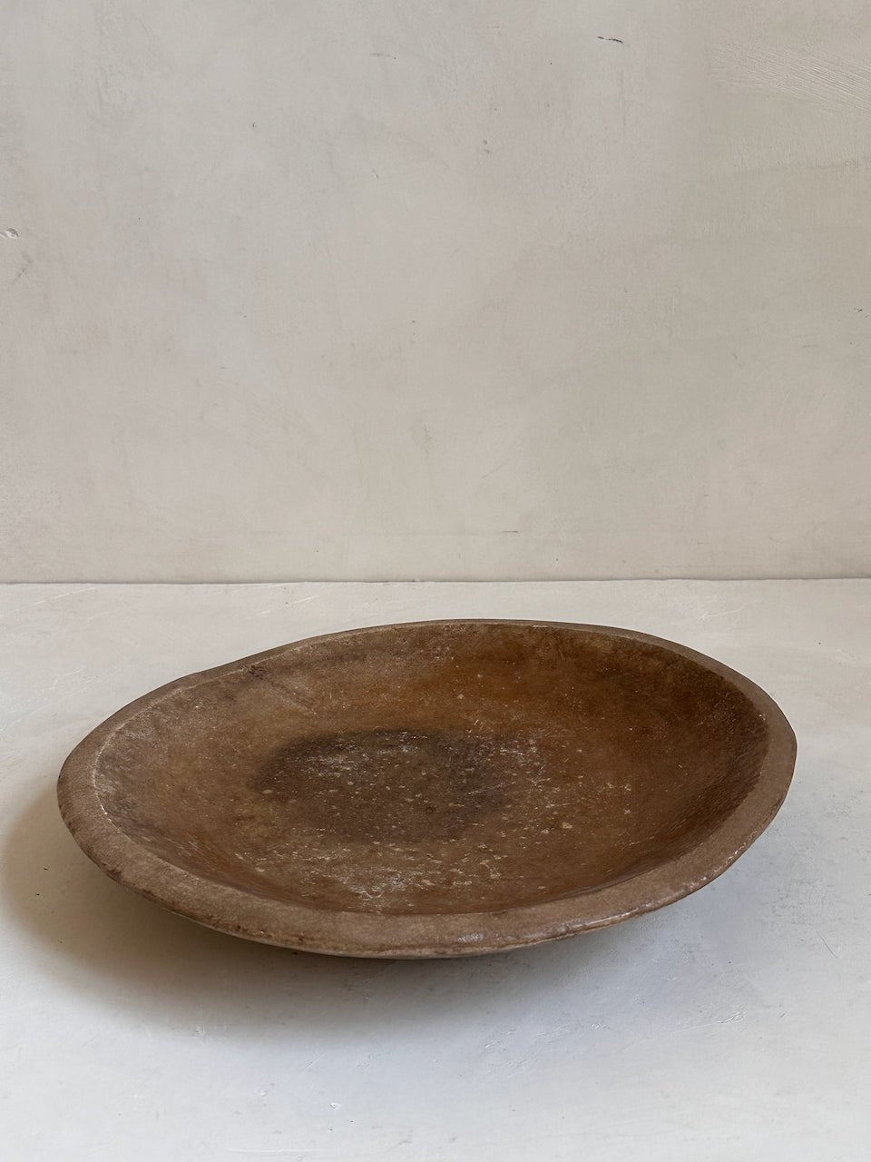 The Corner - Antique Stone plate N° 30 - Table & Kitchenware