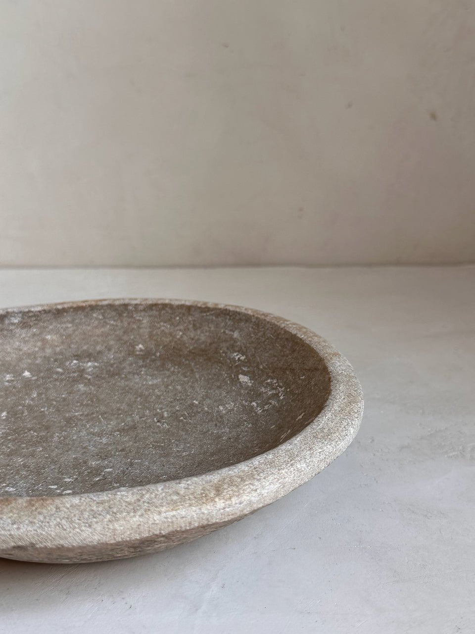 The Corner - Antique stone plate N° 52 - Table & Kitchenware
