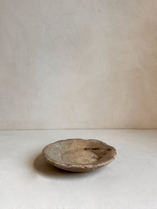 The Corner - Antique Stone plate N° 58 - Table & Kitchenware
