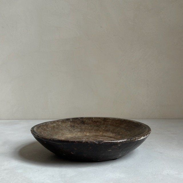 The Corner - Antique Stone plate N° 18 - Table & Kitchenware