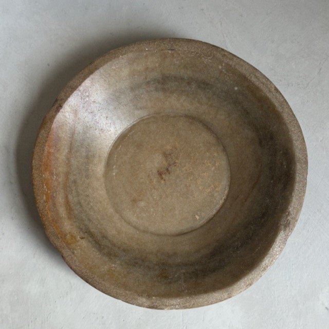 The Corner - Antique Stone plate N° 19 - Table & Kitchenware