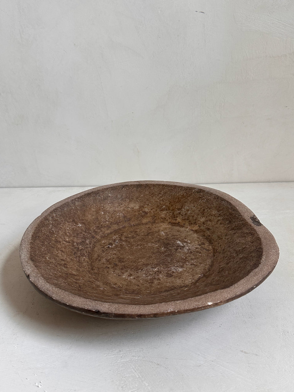The Corner - Antique Stone plate N° 23 - Table & Kitchenware