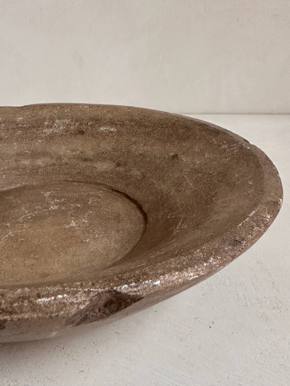 The Corner - Antique Stone plate N° 24 - Table & Kitchenware