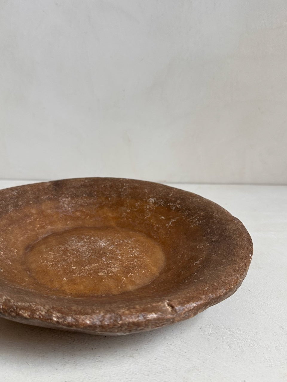 The Corner - Antique Stone plate N° 27 - Table & Kitchenware