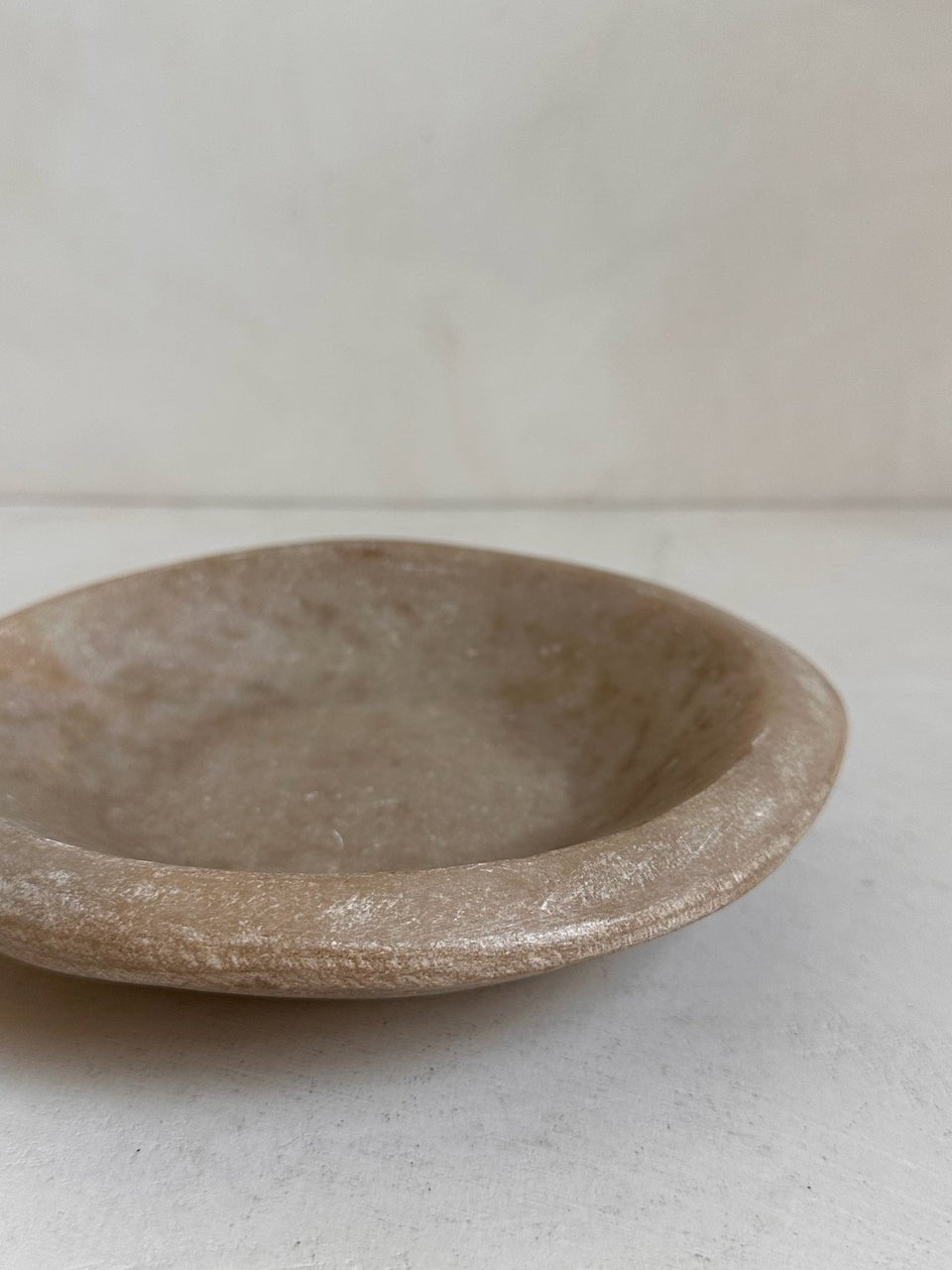 The Corner - Antique Stone plate N° 31 - Table & Kitchenware