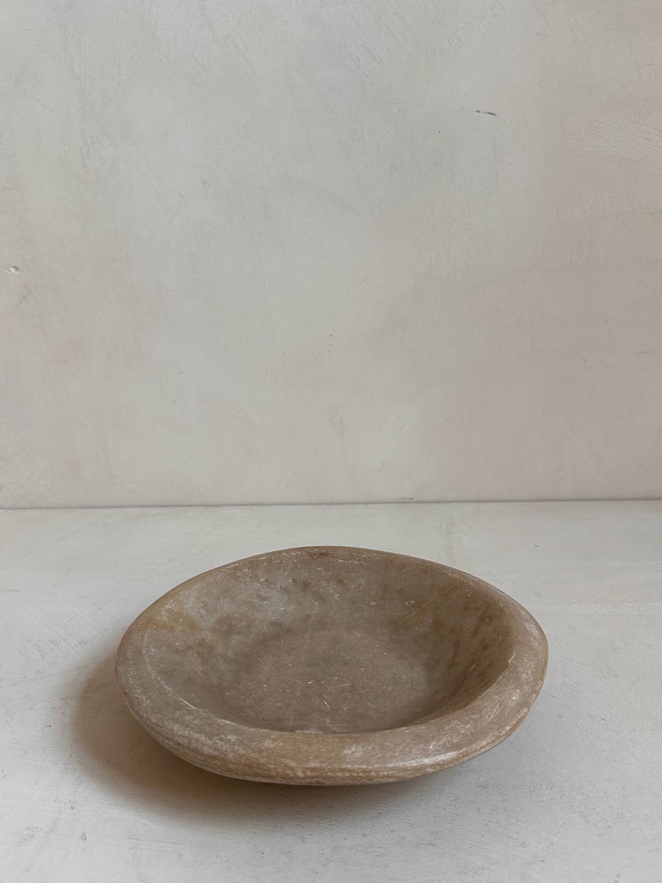 The Corner - Antique Stone plate N° 31 - Table & Kitchenware