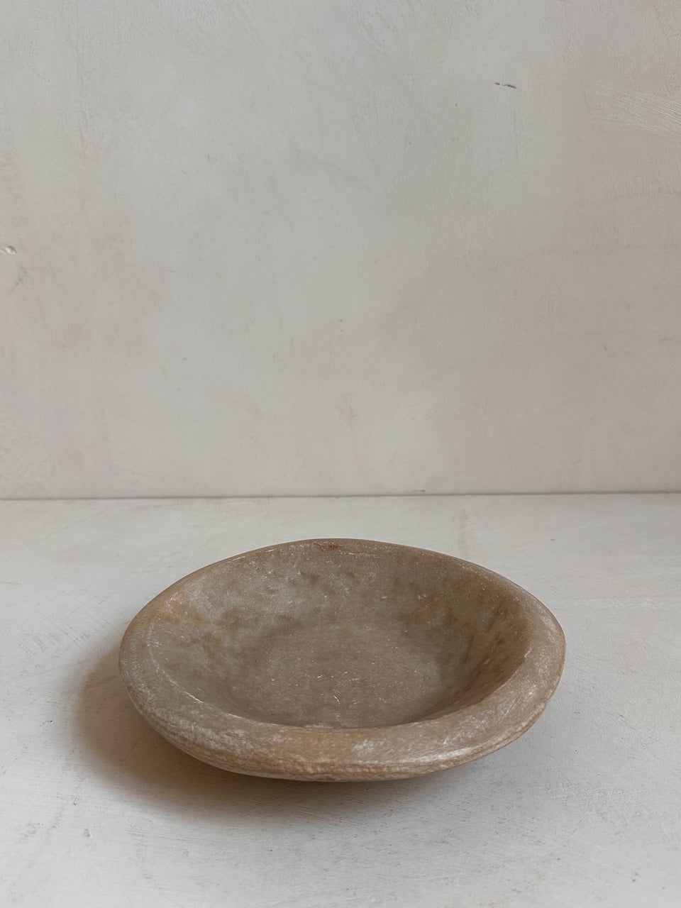 The Corner - Antique Stone plate N° 31 - Table & Kitchenware