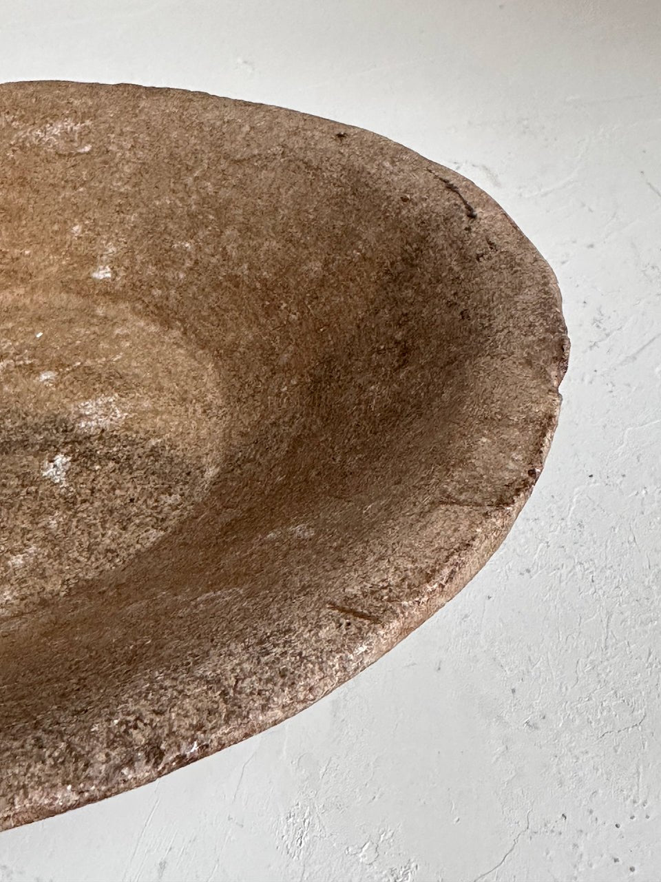 The Corner - Antique Stone plate N° 41 - Table & Kitchenware