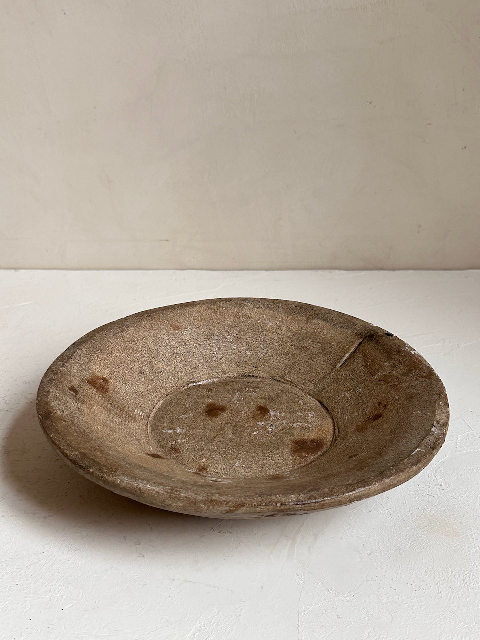 The Corner - Antique stone plate N°43 - Table & Kitchenware