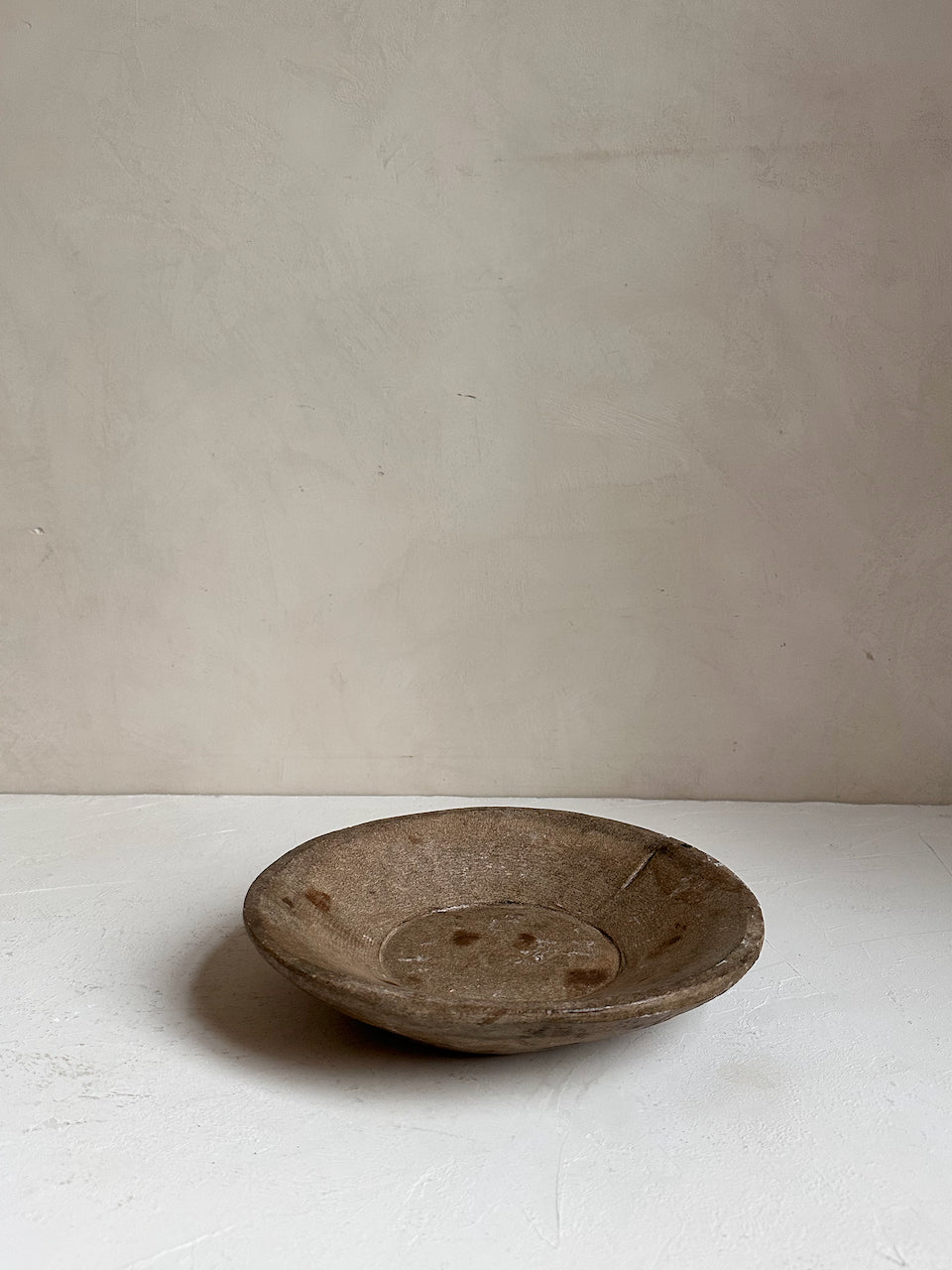 The Corner - Antique stone plate N°43 - Table & Kitchenware