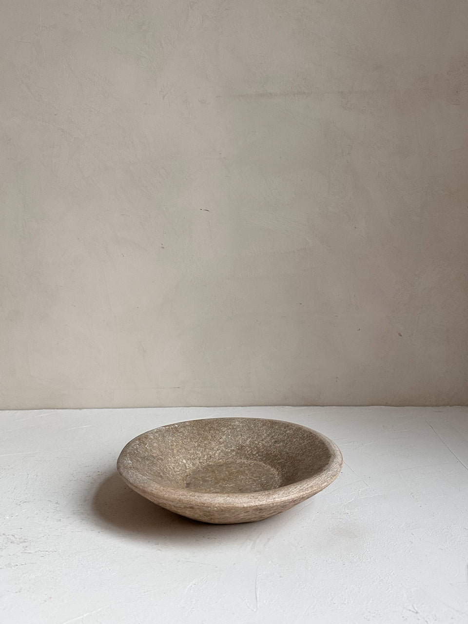 The Corner - Antique stone plate N°44 - Table & Kitchenware