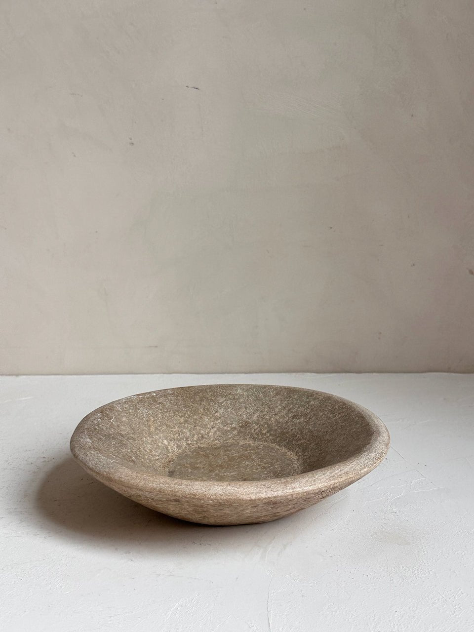 The Corner - Antique stone plate N°44 - Table & Kitchenware