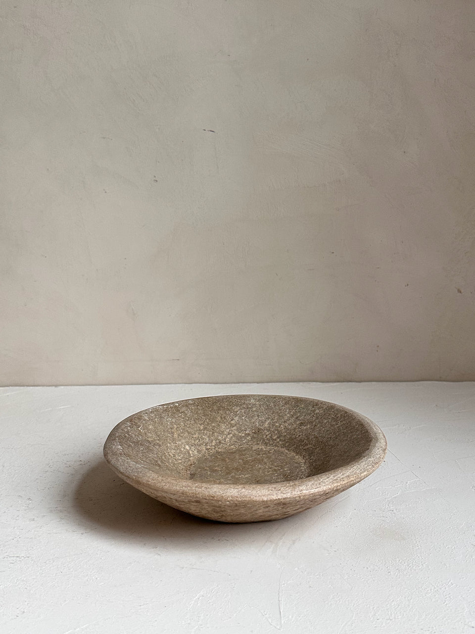 The Corner - Antique stone plate N°44 - Table & Kitchenware