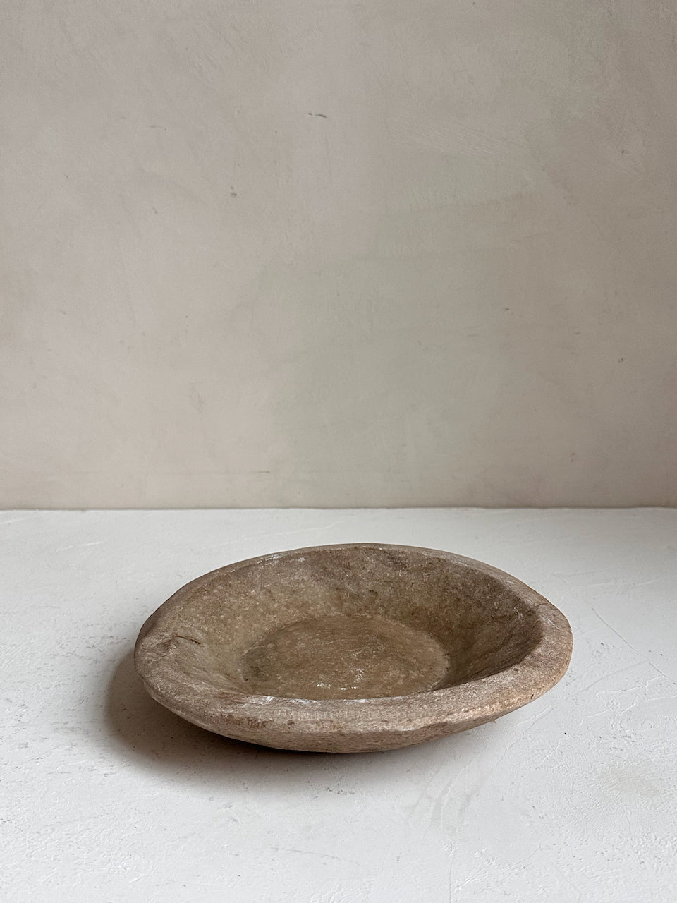 The Corner - Antique stone plate N°46 - Table & Kitchenware