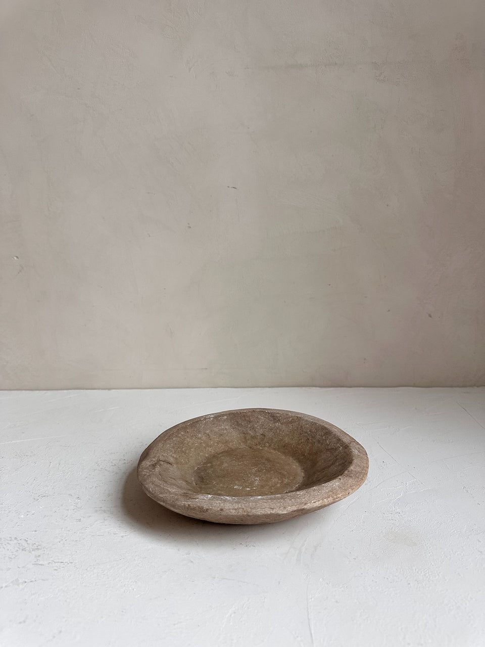 The Corner - Antique stone plate N°46 - Table & Kitchenware