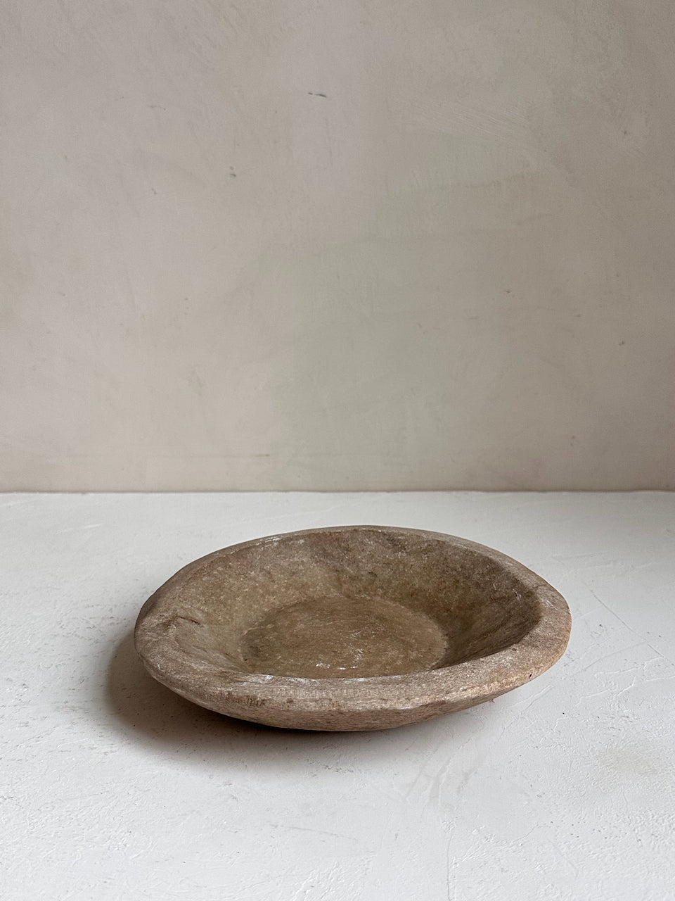 The Corner - Antique stone plate N°46 - Table & Kitchenware