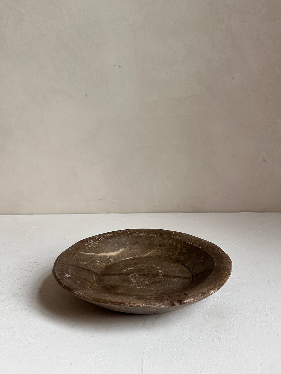 The Corner - Antique stone plate N°47 - Table & Kitchenware
