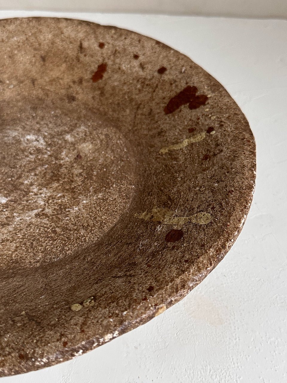 The Corner - Antique Stone plate N°49 - Table & Kitchenware