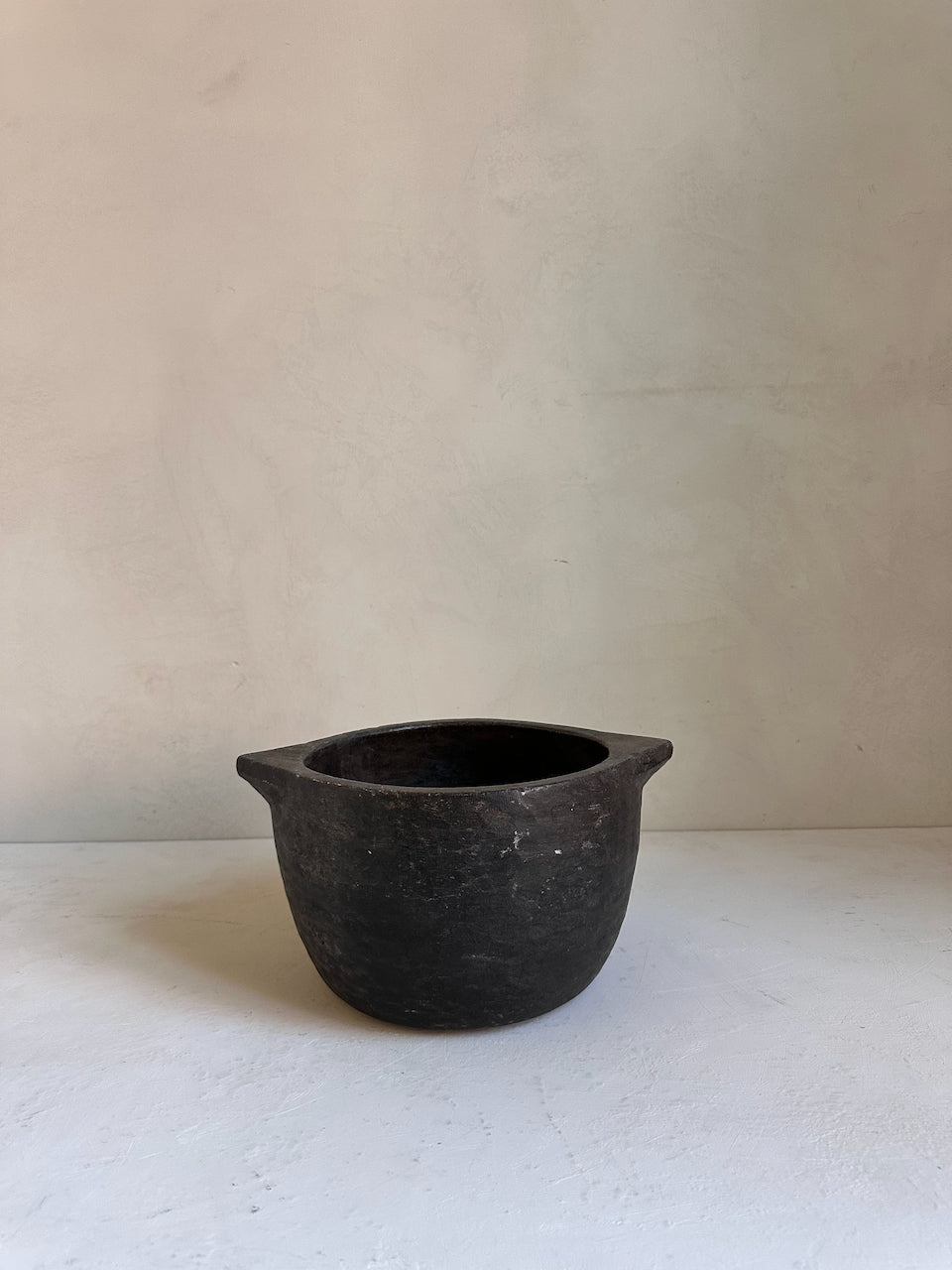 The Corner - Antique stone pot N° 5 - Table & Kitchenware
