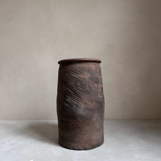 The Corner - Antique vase N° 14 - Pots & Vases