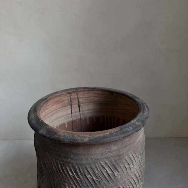 The Corner - Antique vase N° 15 - Pots & Vases