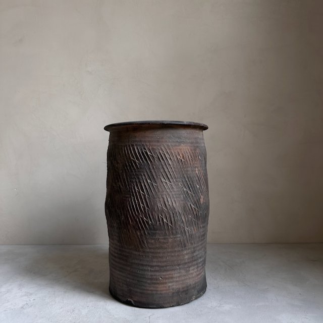 The Corner - Antique vase N° 15 - Pots & Vases