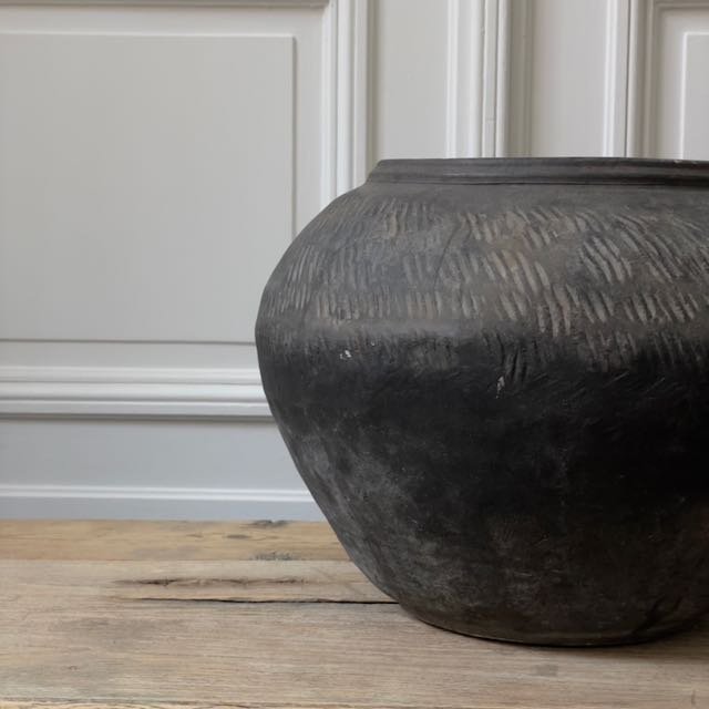 The Corner - Antique vase N° 175 - Pots & Vases