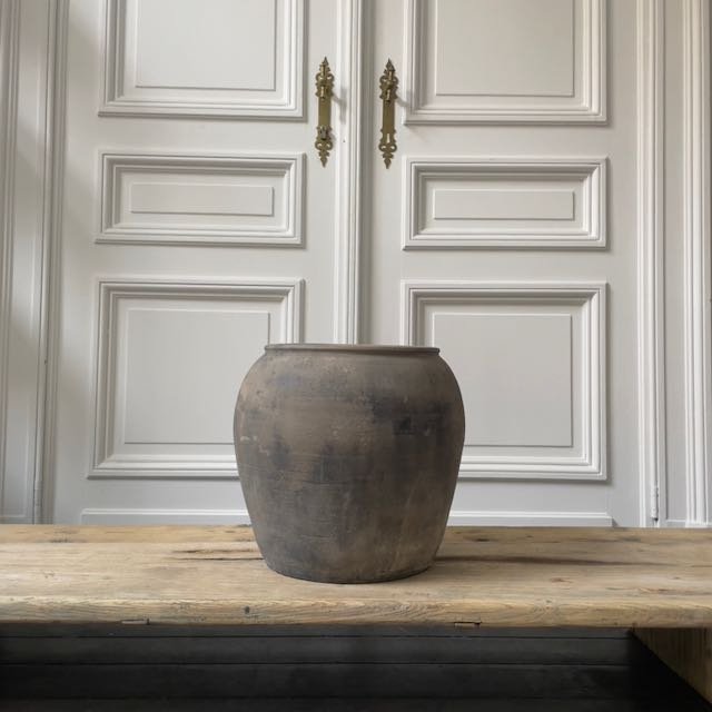 The Corner - Antique vase N° 176 - Pots & Vases