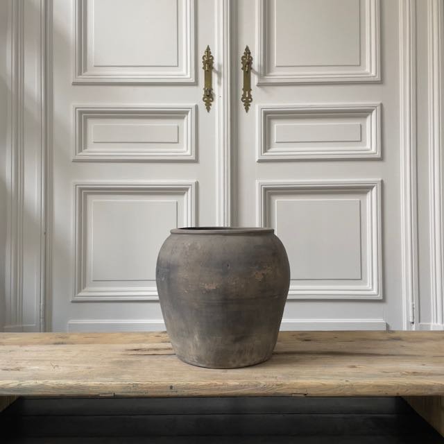 The Corner - Antique vase N° 176 - Pots & Vases
