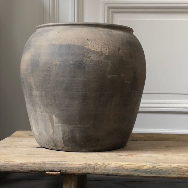 The Corner - Antique vase N° 176 - Pots & Vases