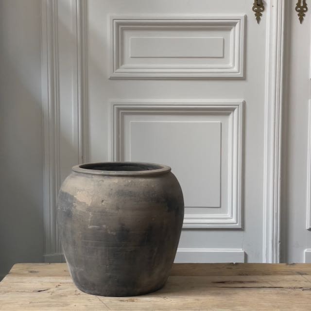 The Corner - Antique vase N° 176 - Pots & Vases