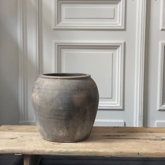 The Corner - Antique vase N° 176 - Pots & Vases