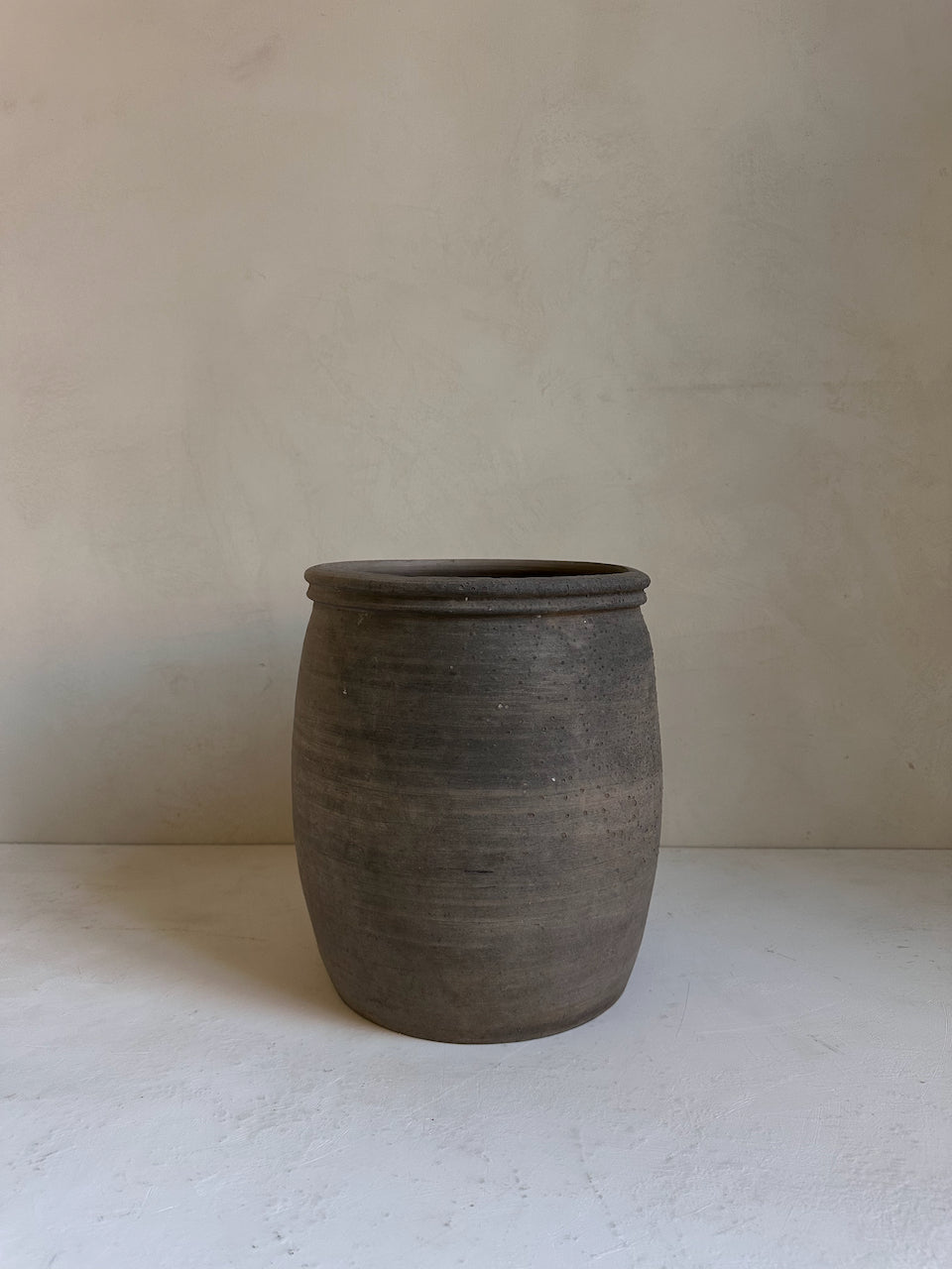 The Corner - Antique vase N° 23 - Pots & Vases