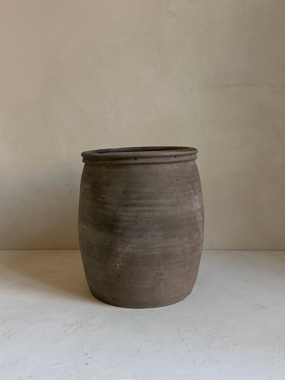 The Corner - Antique vase N° 23 - Pots & Vases