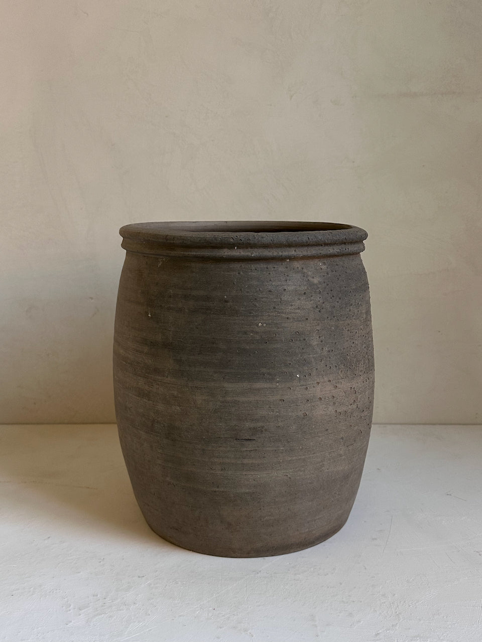 The Corner - Antique vase N° 23 - Pots & Vases