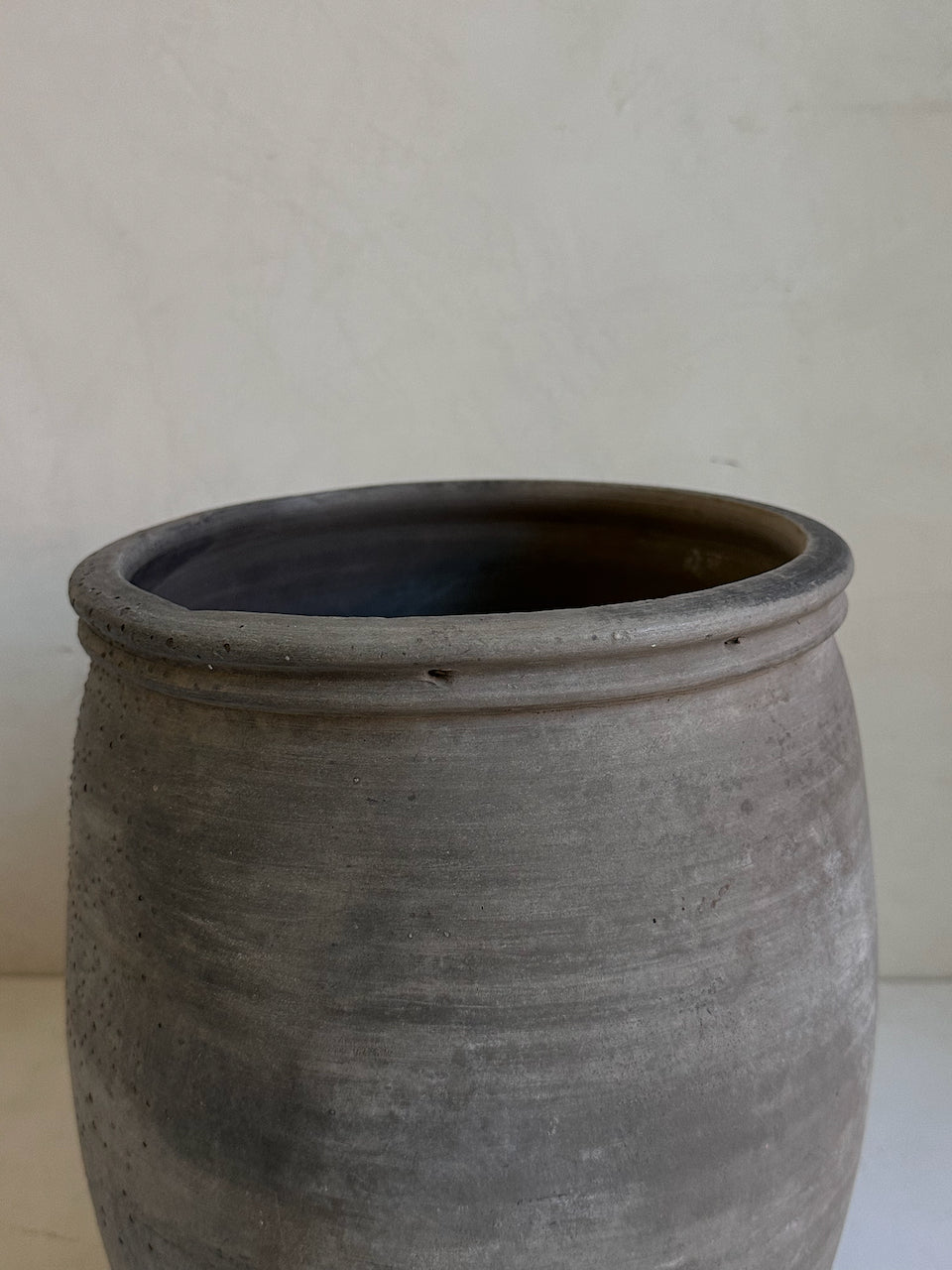 The Corner - Antique vase N° 23 - Pots & Vases