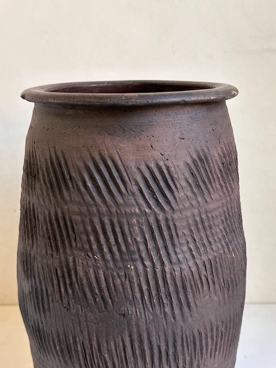 The Corner - Antique vase N° 25 - Pots & Vases