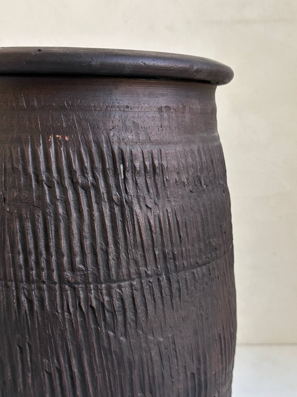 The Corner - Antique vase N° 26 - Pots & Vases