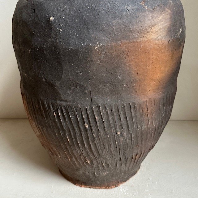 The Corner - Antique vase N° 3 - Pots & Vases