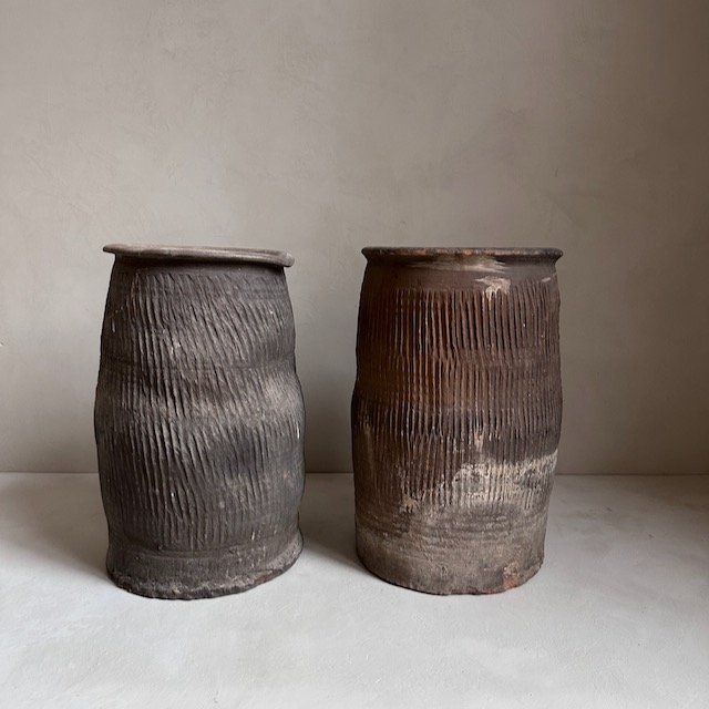 The Corner - Antique vase N° 7 - Pots & Vases